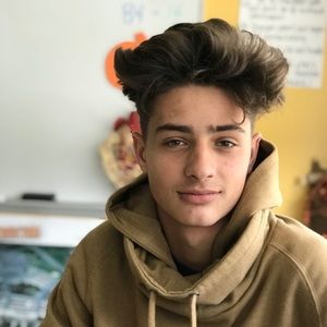 Meet your Posher, Dylan